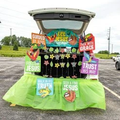 Religious Rainforest Trunk-or-Treat Decorating Kit - 8 Pc.